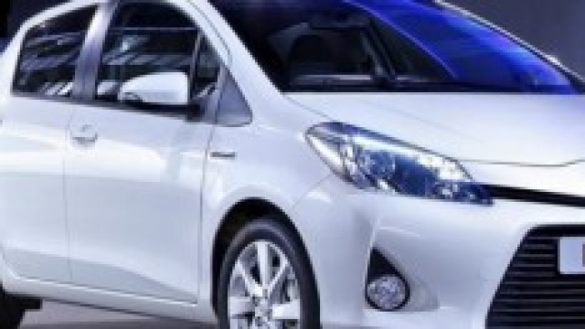 Toyota Yaris bianca, restyling 