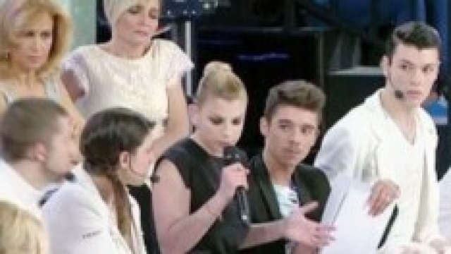 Amici 13 news: Emma e Moreno durante il programma