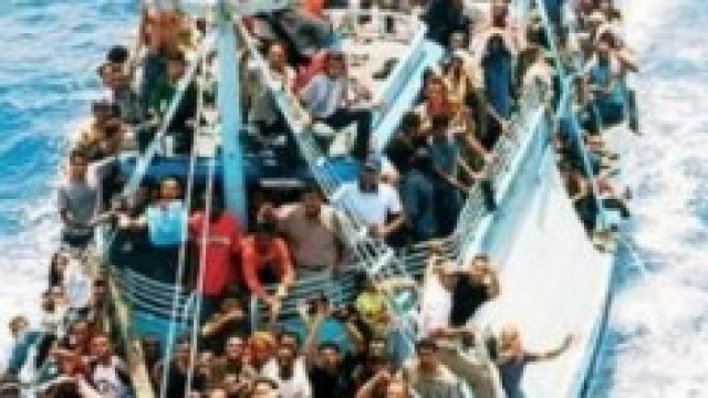 Immigrati: 5mila euro per la speranza.
