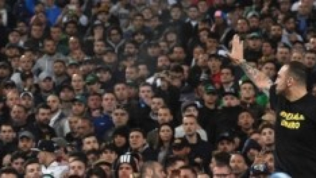 Genny 'a carogna: il popolo fa il tifo per te?