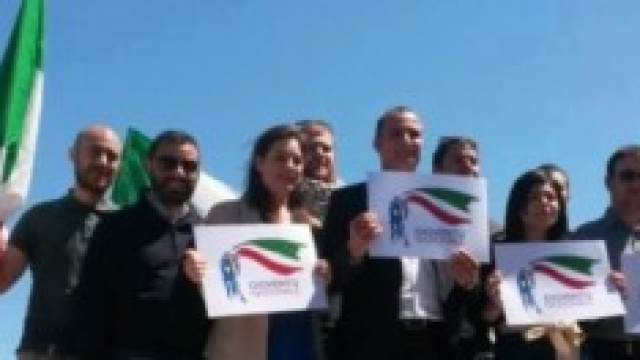 Presentazione del logo di "Giovent&ugrave; Nazionale".