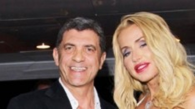 Valeria Marini choc: niente sesso con l'ex marito