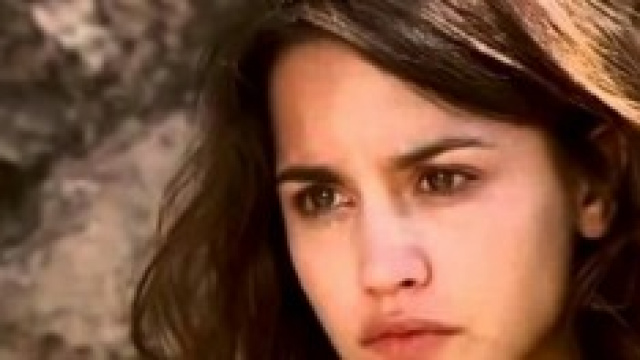 L'attrice Megan Montaner (Pepa)