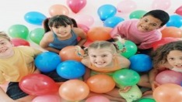 Perch&eacute; devono giocare solo i bambini?