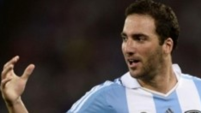Higuain piace molto al Barcellona