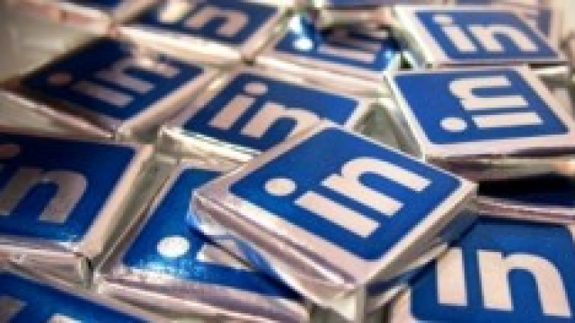 Annunci e offerte di lavoro su LinkedIn