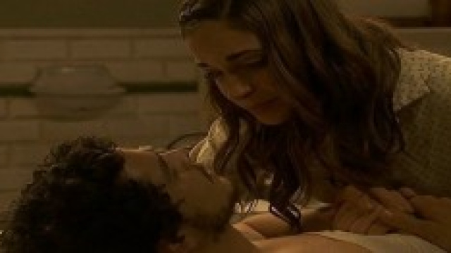 Replica Il Segreto oggi 25 giugno 2014