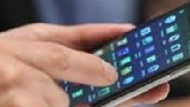 Gli smartphone contano i nostri batteri