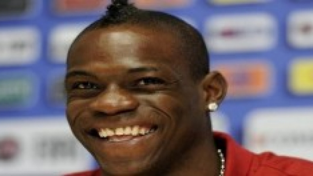 Mario Balotelli: criticato da Vittorio Sgarbi 