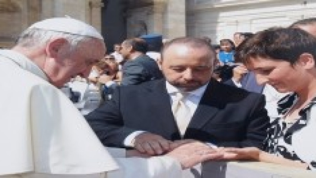 Papa Francesco sta gi&agrave; meglio