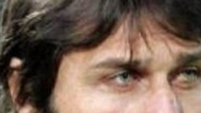 Arriva l'ipotesi Conte per la Nazionale.