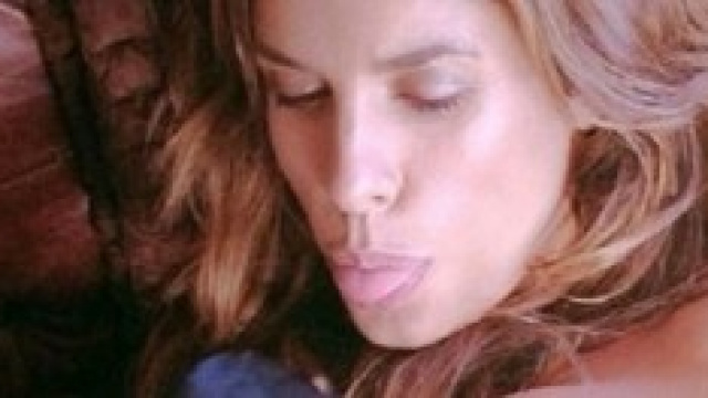 Elisabetta e le sue 'nuove' curve