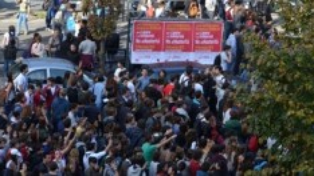 Sciopero a Roma contro taglio stipendi