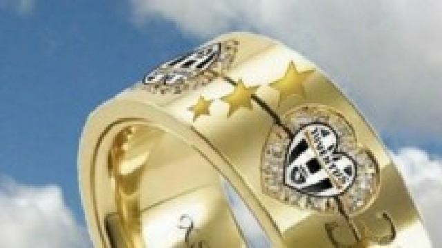 Calciomercato Juventus, addio a Vucinic