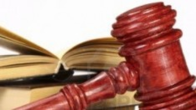 Giudice del lavoro contratto a tempo indeterminato