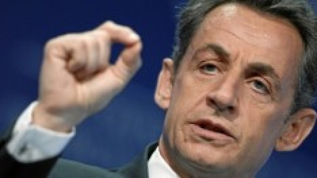 Sarkozy in custodia cautelare per corruzione