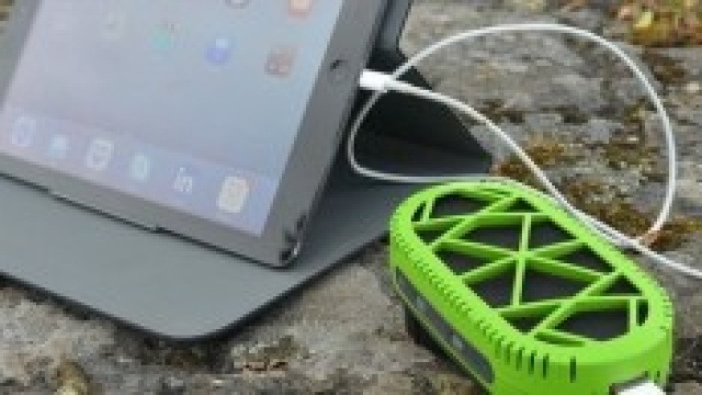 il primo caricabatterie ecologico ad acqua