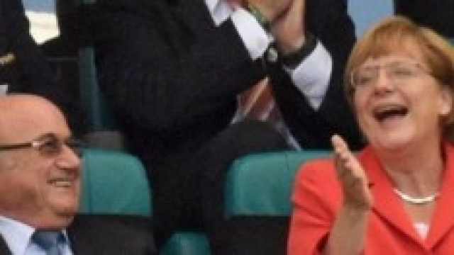 La Merkel durante la partita di ieri sera
