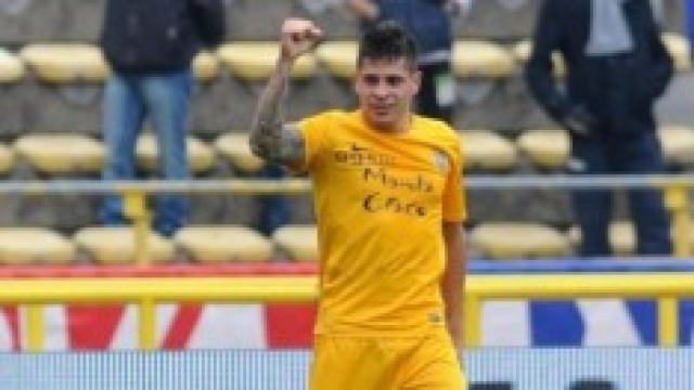 Il calciatore argentino in azione