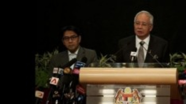 Il premier malese Razak in conferenza stampa