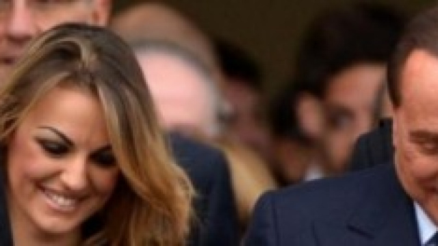 Silvio Berlusconi e Francesca Pascale insieme. 