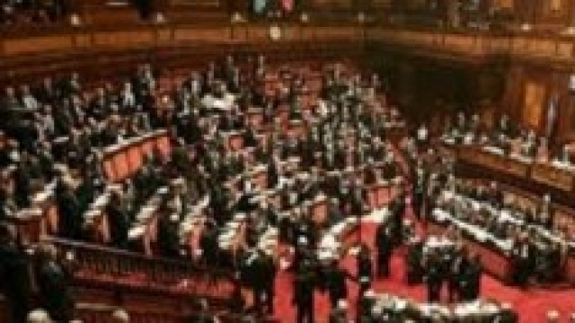 Lavori ad oltranza al Senato