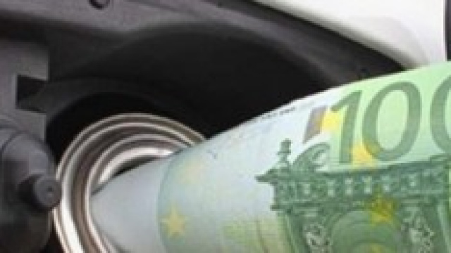 Governo Renzi, sigarette pi&ugrave; care, benzina gi&ugrave;?