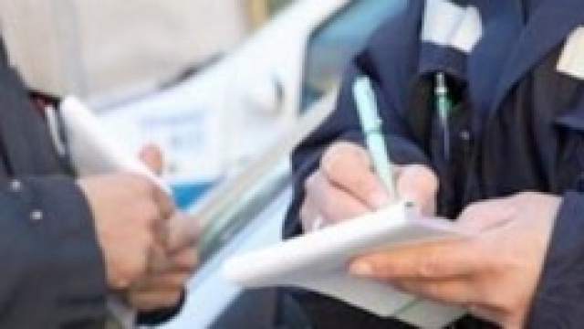 Vigili scrivono una multa