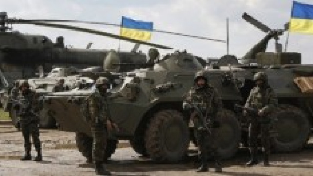 Truppe governative ucraine.