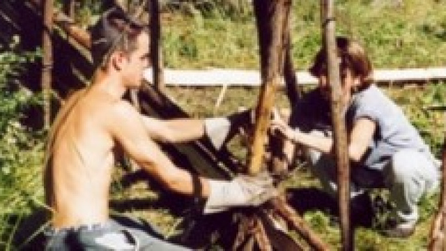 Giovani volontari in azione
