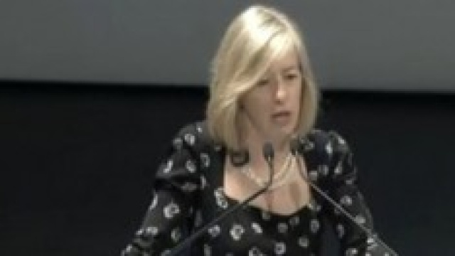 Miur, scuola, rivolta precari:no al piano Giannini