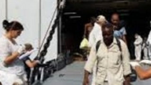 Sbarco di clandestini al porto di Reggio Calabria
