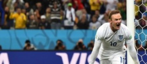 Wayne Rooney celebrates his maiden World Cup goal