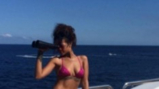 Una delle foto postate da Rihanna