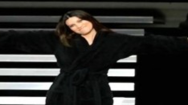 Laura Pausini e scandalo in Per&ugrave;