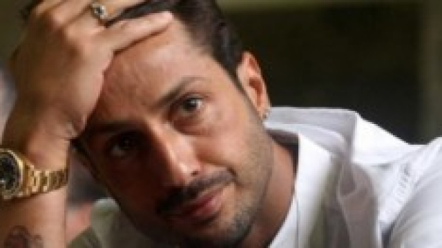 Fabrizio Corona minaccia di togliersi la vita.