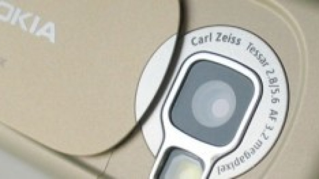 Selfie alla guida: una moda pericolosa