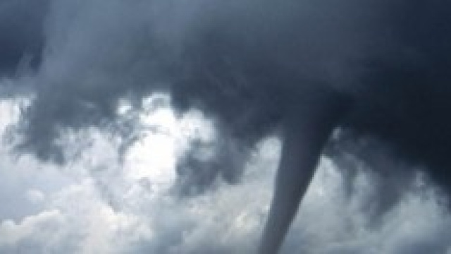 Violenta tromba d'aria a Roma