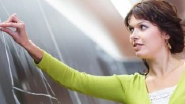 Scuola, docenti precari, mobilit&agrave; e supplenze