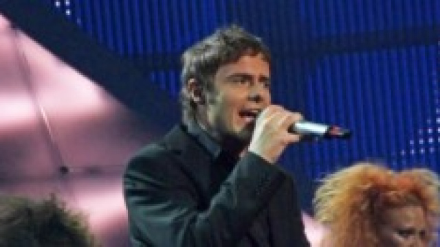 Paolo Meneguzzi, da cantante a gestore di bar