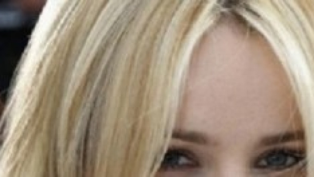 Taglio di capelli con frangia separata