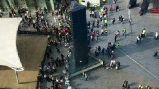 Allarme bomba al Westfield.