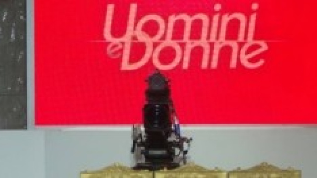 Uomini e Donne,il primo tronista ufficiale &egrave; Jonas