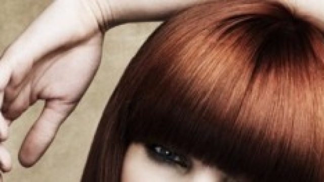 Frangia: scegli lo stile che si adatta al viso