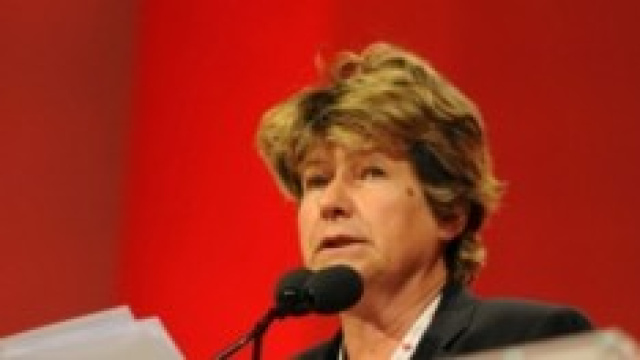 Riforma pensioni, nuove cartoline Cgil a Renzi