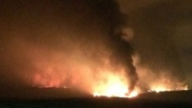 In fiamme la raffineria Mediterranea di Milazzo.