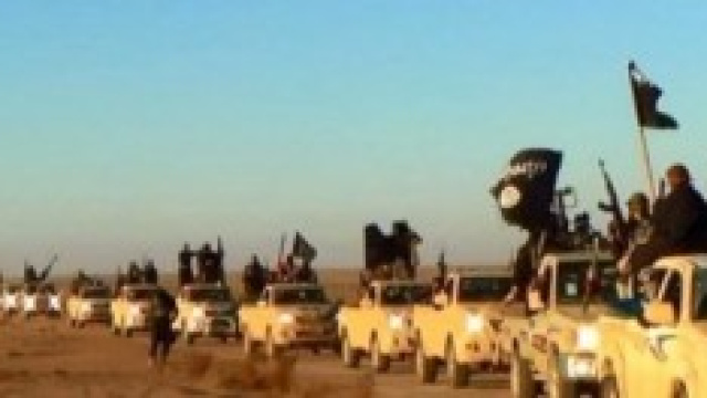 Non si fermano i raid aerei contro l'Isis