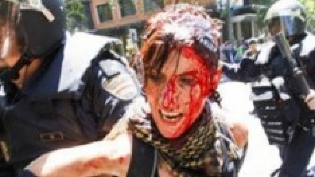 Violente proteste ad hong kong