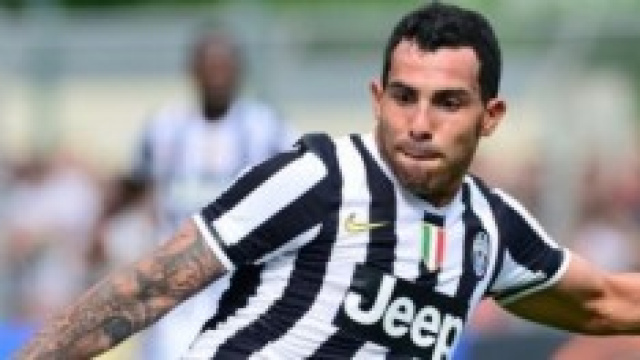 l'attaccante bianconero Tevez