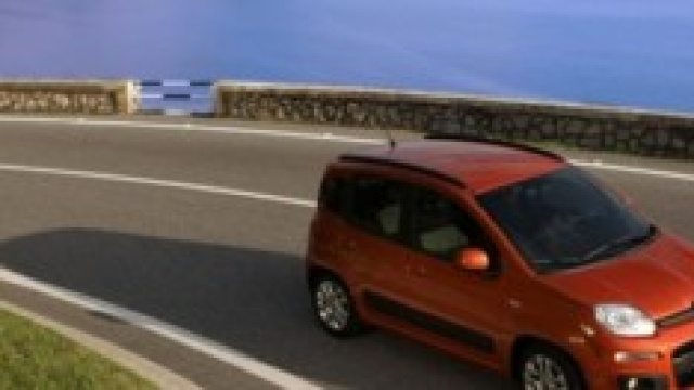 La nuova automobile Fiat Panda del 2014